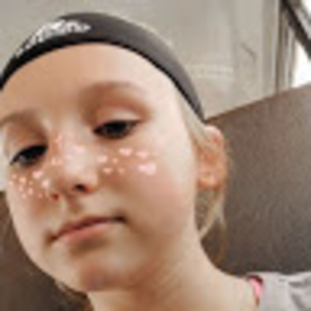 Meet your Posher, Chloe